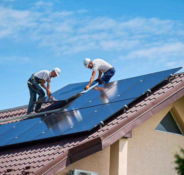 Pose de panneaux solaires à Deauville